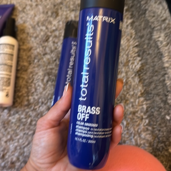 Sealed 2 pack MATRIX Total Results BRASS OFF Blue Shampoo (10.1 oz each) - Picture 4 of 5